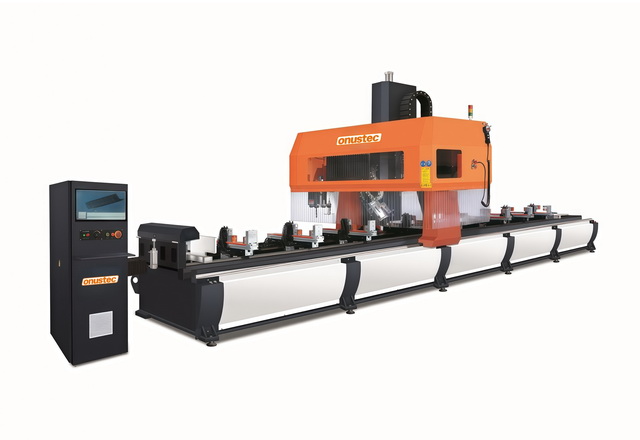 Onustec High-End 4-Achsen-CNC-Profilbearbeitungszentrum
