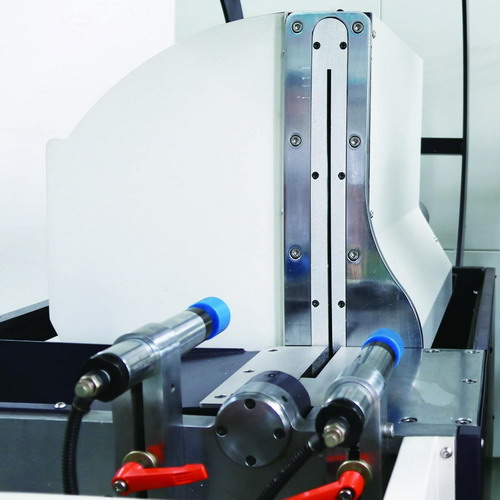 3,3-Achsen-Mehrwinkel-CNC-Doppelgehrungss&auml;ge