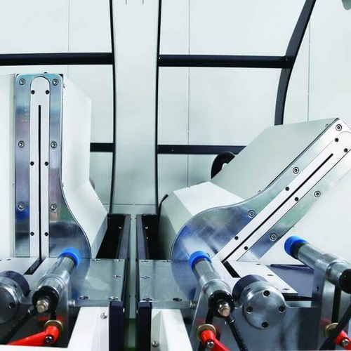 3-Achsen-CNC-Doppelgehrungss&auml;genschneiden