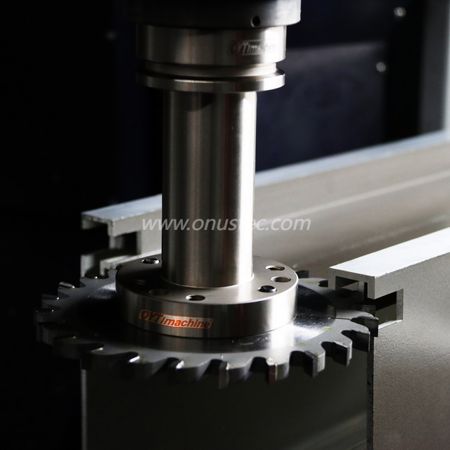 3-Achsen-Aluminiumprofil-CNC-Fr&auml;smaschinenbetrieb